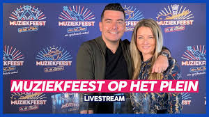 In deel 2 van de registratie presenteert jan smit optredens van o.a: Jan Smit Maakt Locaties Muziekfeesten 2019 Bekend Sterren Muziekfeest Op Het Plein Youtube