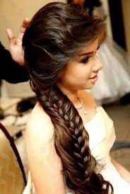And this is the perfect hairstyle for when you're running late. Simple Hair Style Girl For Wedding Simple Hair Style