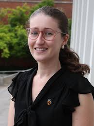 Juliet Emerson's Instagram, Twitter & Facebook