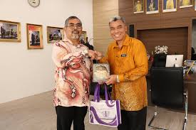 Pejabat kesihatan daerah seremban (seremban). Kunjungan Hormat Ketua Pegawai Pendidikan Daerah Seremban Dan Penolong Pegawai Pendidikan Daerah Seremban Official Portal Seremban City Council Mbs