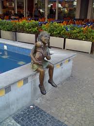 Serviços exclusivos mais conforto para você e sua família. Estatua Da Praca Do Chafariz No Norteshopping Rj Mapio Net