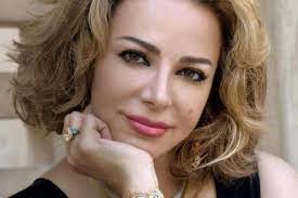 حسمت الفنانة سوزان نجم الدين الجدل حول خضوعها لعمليات تجميل، وذلك بعد أن واجهها شيخ الحارة بأنها تُسافر إلى دبي لإجراء عمليات التجميل. Ù‡ÙƒØ°Ø§ Ø¨Ø¯Øª Ø³ÙˆØ²Ø§Ù† Ù†Ø¬Ù… Ø§Ù„Ø¯ÙŠÙ† Ù‚Ø¨Ù„ Ø¹Ù…Ù„ÙŠØ§Øª Ø§Ù„ØªØ¬Ù…ÙŠÙ„