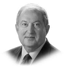 The power of small and smart states