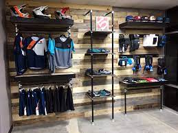 Our wide assortment of retail displays are suitable for all kinds of products and all types of retail you can display products of all types from sports balls to packets of diy accessories to small fluffy. 39 Diy Retail Display Ideas From Clothing Racks To Signage Simplified Building