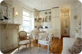 Design Crush Kelly Giesen Decorating Small Spaces Studio Tiny Apartment Small Spaces