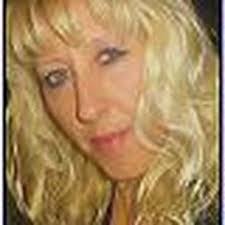 Valerie Maes's Instagram, Twitter & Facebook