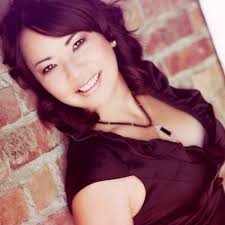 June Sablan (@stonewearjewels)