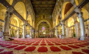The entrance to the mosque was barricaded with furniture, as protesters inside threw objects at police. Brunei Fm Inside The Dome Of The Rock Al Aqsa Mosque The 3rd Holiest Place Of Islam Jerusalem Palestine Facebook