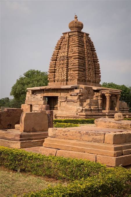 Pattadakal (2013) – Kevin Standage
