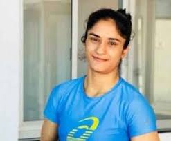 Sakshi malik (born 3 september 1992) is an indian freestyle wrestler.at the 2016 summer olympics, she won the bronze medal in the 58 kg category, becoming the first indian female wrestler to win a medal at the olympics. Vinesh Phogat Height Age Weight Parents Biography Husband Facts