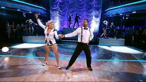 Metacritic tv reviews, dancing with the stars, the american version of the uk's strictly come dancing features celebrities dancing with professional ballroom dancers. Dancing With The Stars 2014 Bethany Mota Falls Out Of Season 19 Finals Abc News