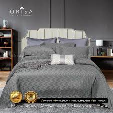 Bahan lembut, dingin, dan halus dan empuk. Sprei Sutra Orisa Orisa