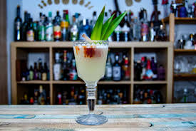 Pisco Punch Das Perfekte Rezept Fur Den Cocktail Mit Italia Pisco Rezept Pisco Pisco Sour Cocktail