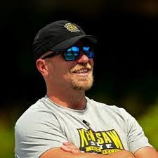 Bradley Moon's Instagram, Twitter & Facebook