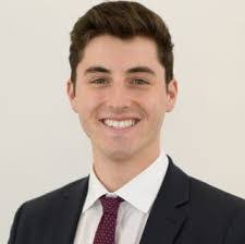 Alex Farmer's Instagram, Twitter & Facebook