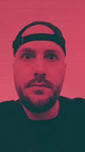 Dean Maes's Instagram, Twitter & Facebook