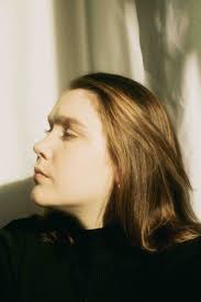 Eleanor to release new single 'Rescuer Syndrome' in October