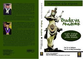Memberi penilaian pada kualitas buku langkah berikutnya atau langkah akhir dalam menulis resensi suatu buku adalah memberi penilaian. Sinopsis Buku Budaya Akademik
