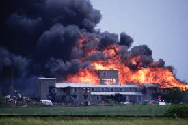 Dinner is served on the evening cruise and. David Koresh Waco Cult Showdown Ends In Disaster In 1993 Rolling Stone