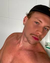 Renan Paes (@paesrenan) • Instagram photos and videos