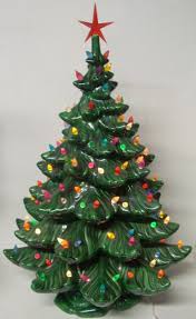 37 Totally Beautiful Vintage Christmas Tree Decoration Ideas 22 Vintage Christmas Tree Decorations Vintage Ceramic Christmas Tree Retro Christmas Decorations
