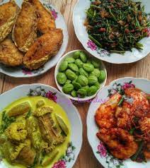 Gulai otak otak dan santan, kombinasi yang sempurna untuk orang yang butuh makan siang berat. 30 Gambar Padanan Gandingan Lauk Yang Sesuai Untuk Hidangan