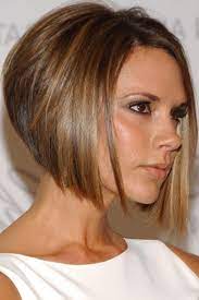 1001 Idees De Carre Plongeant Court Une Coupe En Vogue A Adopter Modeles De Cheveux Coupe De Cheveux Coiffure Carre Plongeant