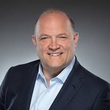 Seth Todd's Instagram, Twitter & Facebook