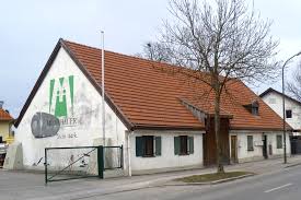Das stoffhaus in münchen ost trudering. Immobilienmakler Munchen Trudering Lohmuller Immobilien