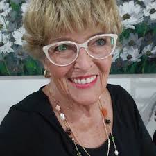 Blonde highlights for boys near Sanur?