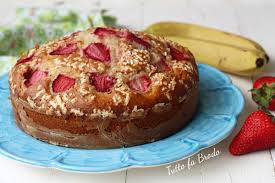 Ricetta pane dolce alla banana nella macchina del pane. Torta Alle Banane E Fragole Morbida Senza Lattosio Tutto Fa Brodo In Cucina