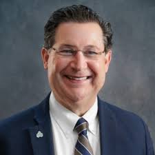 Busy working professionals, do you think that saving RM200 monthly is a  piece of cake 🍰?