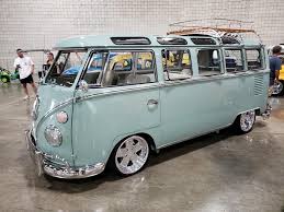 Pin By Michael Nieman On Vw Volkswagen Minibus Classic Volkswagen Volkswagen Van