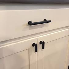 Urban Modern Freestone 4 Center To Center Bar Pull Matte Black Kitchen Hardware White Shaker Kitchen Cabinets Black Kitchen Handles