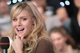 Dax Shepard and Kristen Bell Ham it Up in a Music Video.