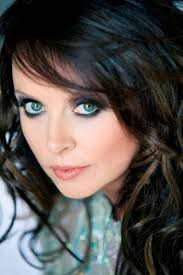 Pin By Cindy Gordon On Film Music Sarah Brightman Singer Sarah