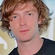 My interview with Million Dollar Secret Kyle is live! If you had fallen in  love with this guy yet, you will after this interview