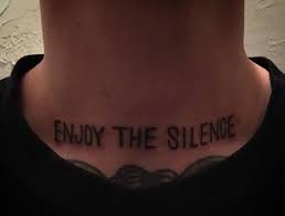 Tatuajes en el cuello para hombres frases. Pin De M A R S En Tattoos Tatuajes En El Cuerpo Tatuaje Del Cuello Estilo De Tatuaje