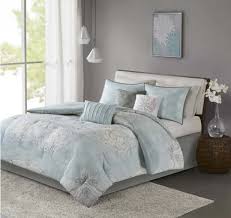 ديكور غرفة نوم رومانسية 2021 بالصور