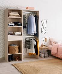 Escaliers sur mesure et dressing intégré ! Toutes Nos Astuces Pour Amenager Son Dressing Cote Maison