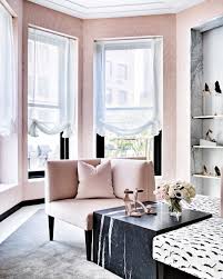 Some Of The Most Famous Interior Designers Were Actually Self Taught Keep Reading To Learn Abou In 2020 Funky Home Decor Interior Design Books Interior Design Bedroom
