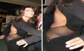 Malfunction is popular word in bollywood industry that is the reason actress and actors malfunction pictures is very famous in bollywood fans. Actress Malfunction Photos Filmibeat