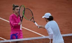 Kadınlar dünya 3 numarası simona halep, sakatlığı nedeniyle sezonun üçüncü grand slam tenis turnuvası wimbledon'dan çekildi. Simona Halep Sport The Guardian