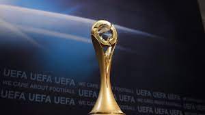 Klar habe ich mich da auch mal. Die Trophae Futsal Champions League Uefa Com