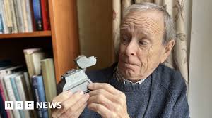 Doctor Who: K9 went 'haywire' during filming, says voice actor