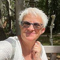 A Witch's Aura: The Sorenya Chronicles by Inara Gage