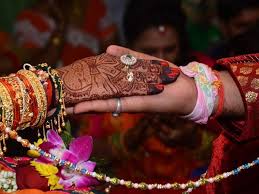 The cancer woman is one lady, who can easily attract a capricorn man. Zodiac Signs That Are Likely To Have A Love Marriage
