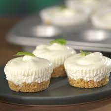 Mini Mojito Cheesecake Recipe Desserts Cheesecake Recipes Mini Cheesecakes