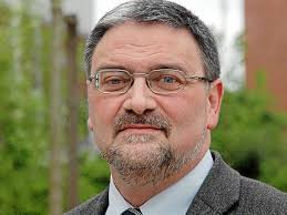 Schulleiter Andreas Stein verlässt das Vechelder Gymnasium