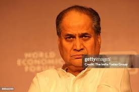 378 Chairman Of Bajaj Stock Photos, High-Res Pictures, and Images